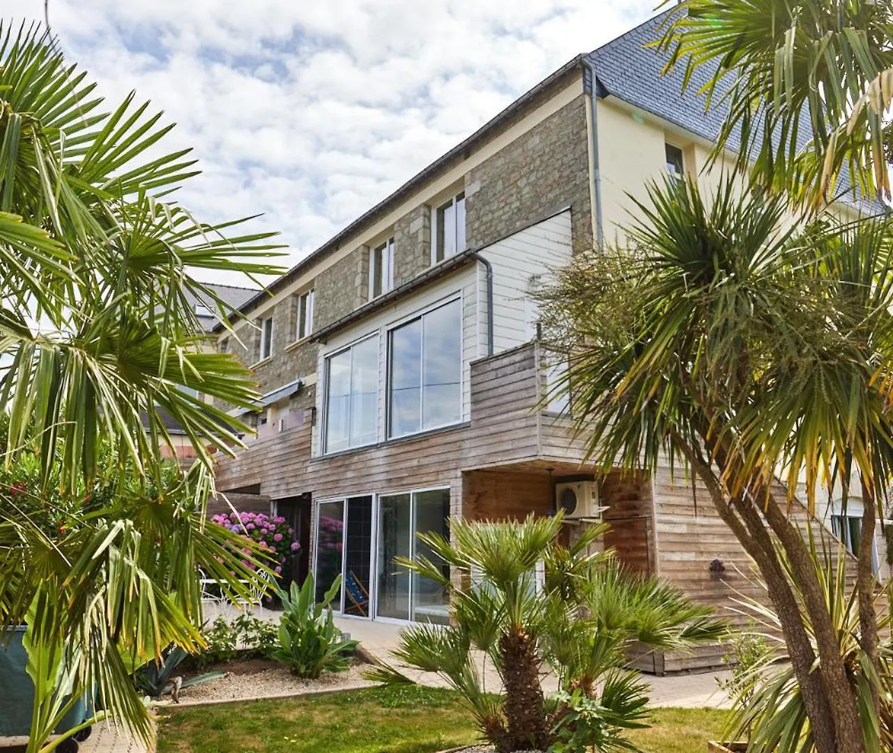Laouen Blavezh'Ti Bed & Breakfast Saint-Barthelemy  France
